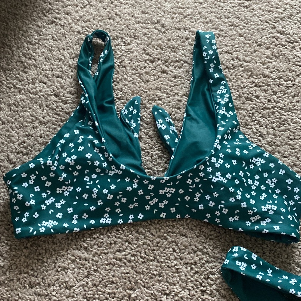 Bathing suit - Picture 4 of 4